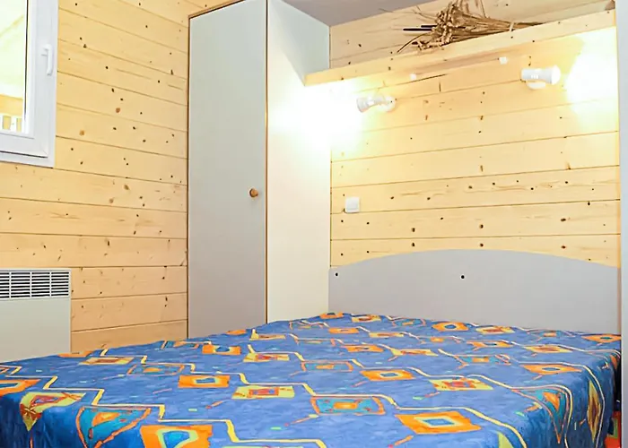 Gorgeous Stacaravan In